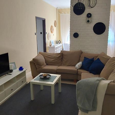 Tuerkiz Apartman - 5 Szobas 13 Fos Apartmanhaz 4Km A Balaton- Balatonszabadi Fürdőtelep Exteriér fotografie