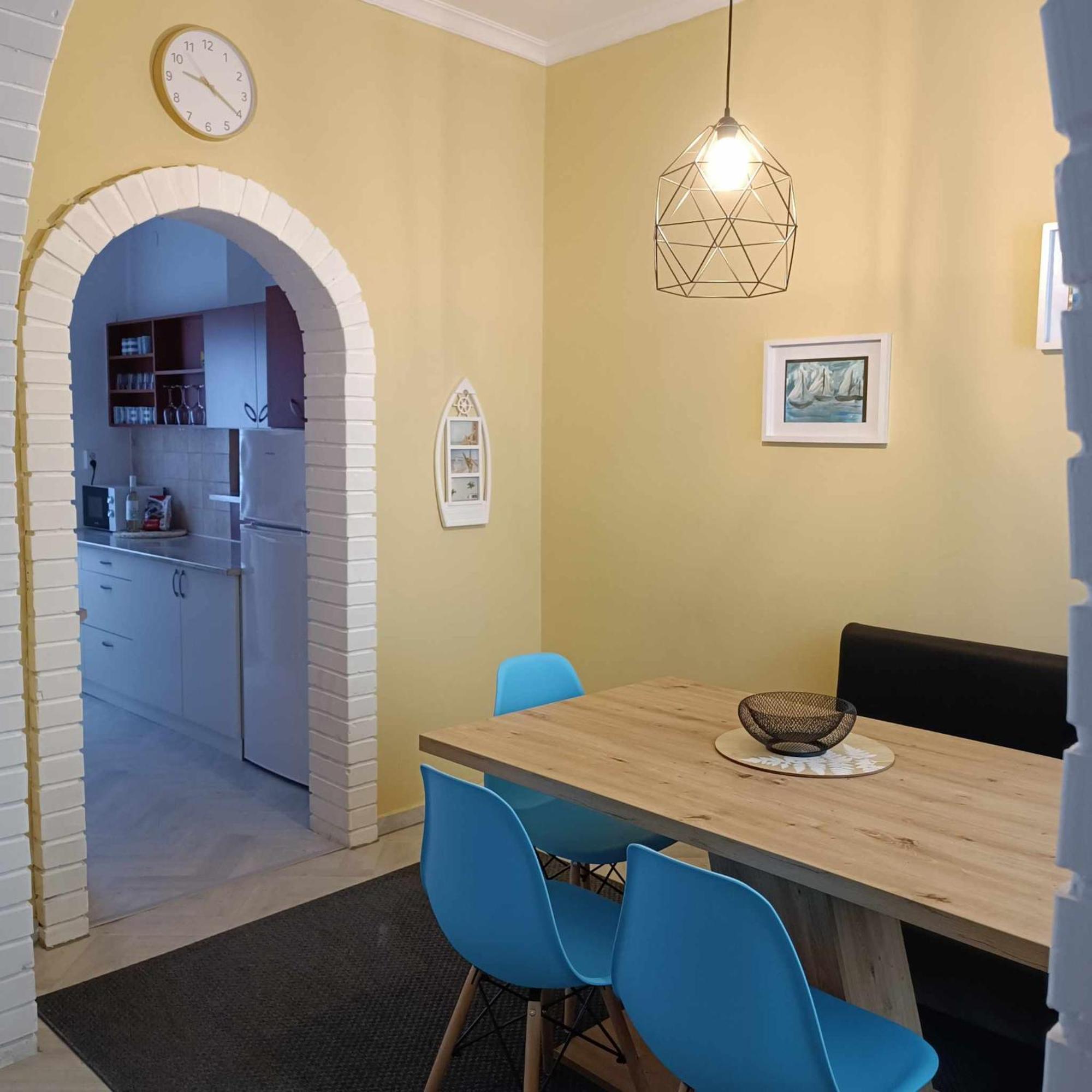 Tuerkiz Apartman - 5 Szobas 13 Fos Apartmanhaz 4Km A Balaton- Balatonszabadi Fürdőtelep Exteriér fotografie